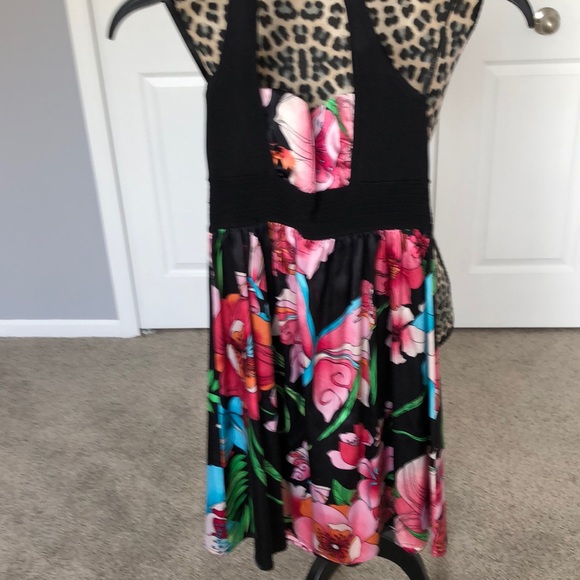 bebe Dresses & Skirts - Floral halter style sundress bebe Dresses & Skirts - Floral halter style sundress